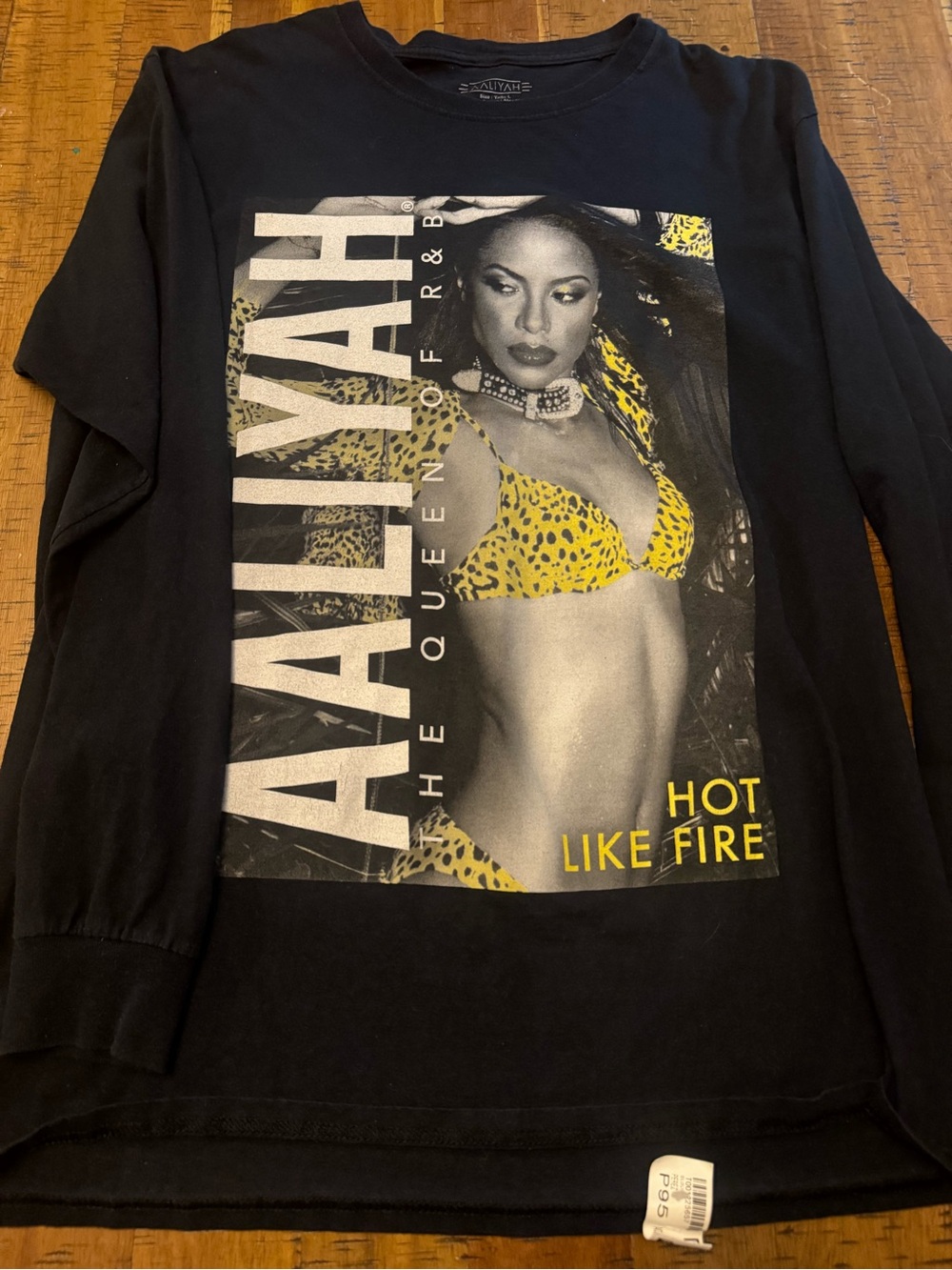 Aaliyah Large Black Long Sleeve Graphic Tee - 'Hot Like Fire'